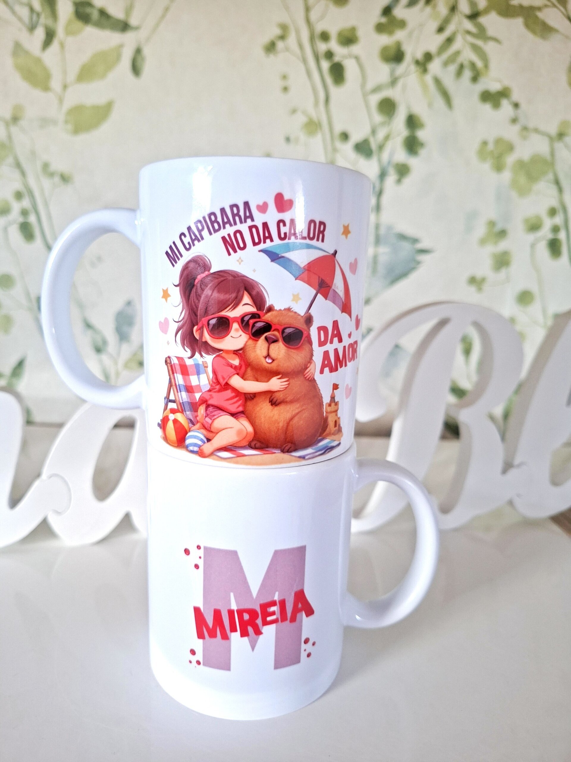 Taza personalizada regalo niñas y mujeres capibara amor abrazo playa verano - 1